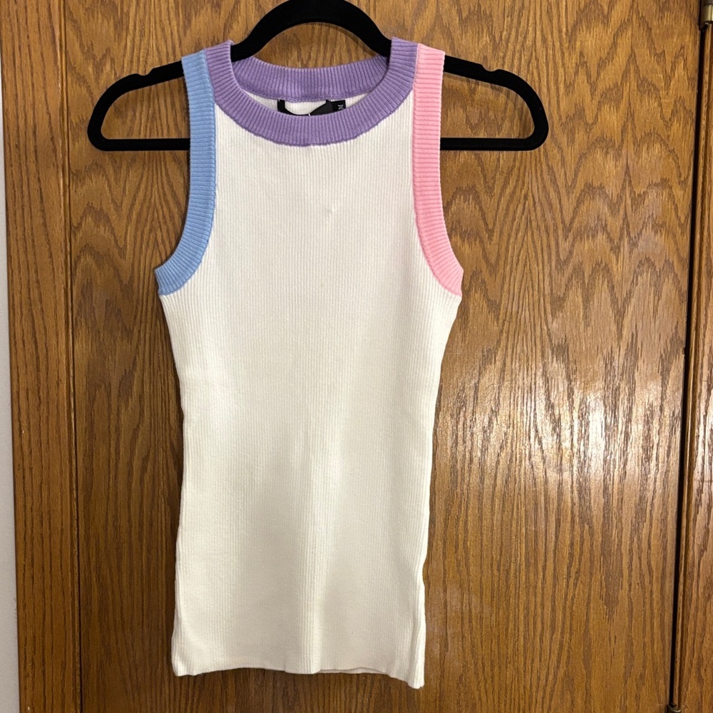 Sleeveless Colorblock Ribbed Top